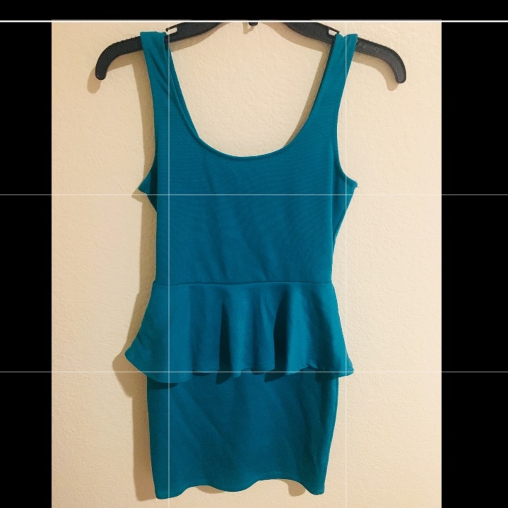 Forever 21 bodycon peplum dress size S